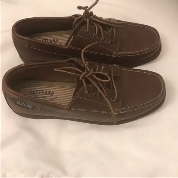 EASTLAND BROWN LEATHER DOCK SHOES.  NEW. - Picture 5 of 7